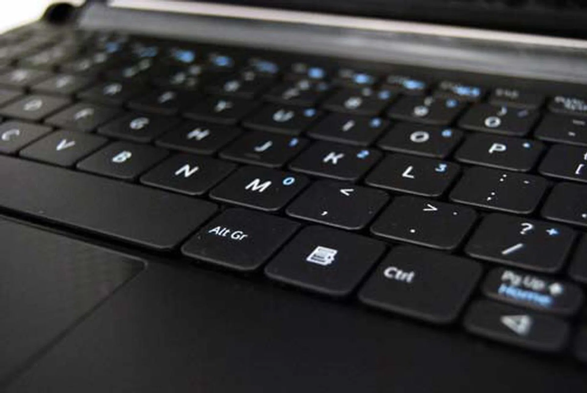 The isolated keyboard felt easy to type on, but we did note there was a little bit of flex.