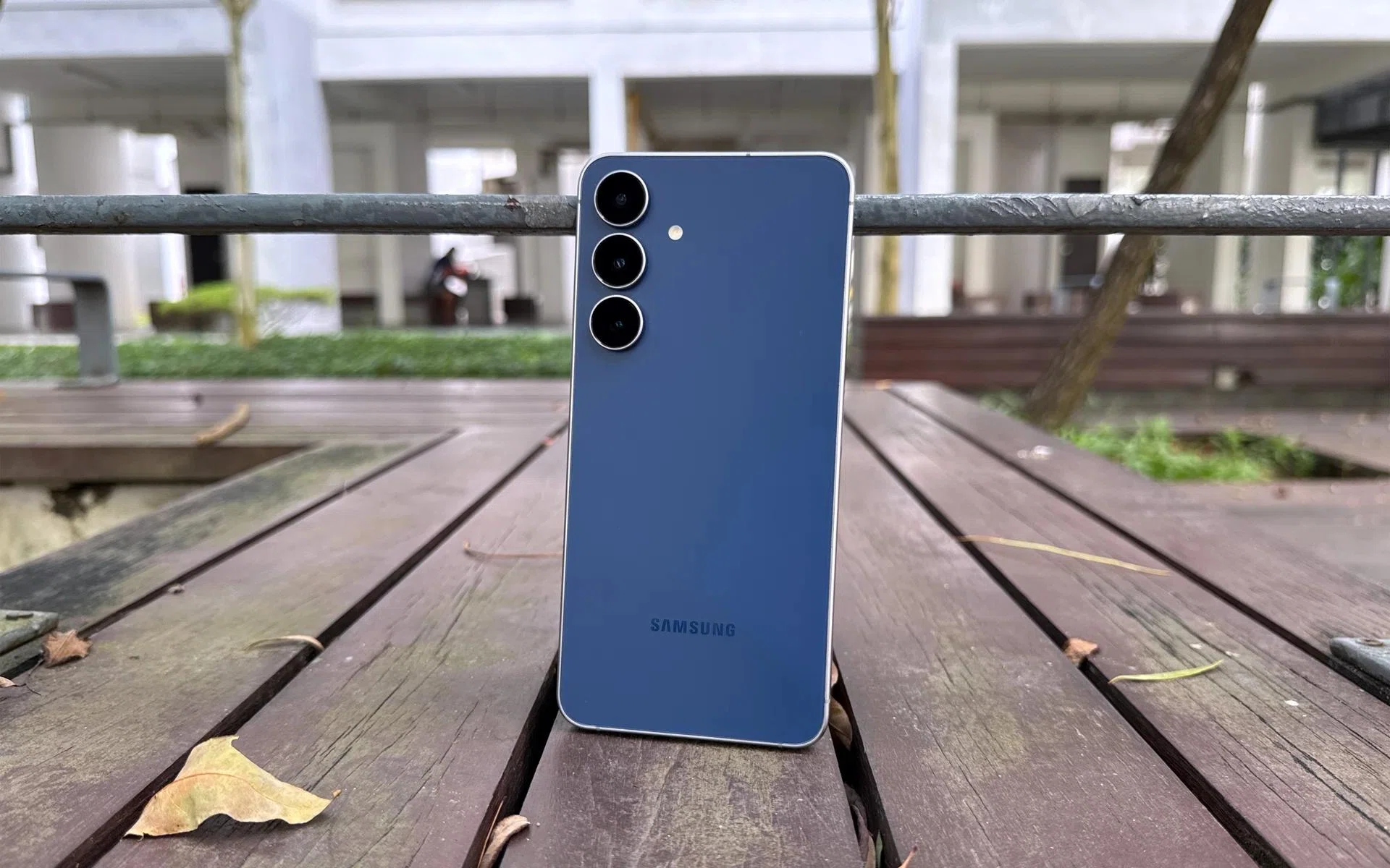 The back of the Samsung Galaxy S25 FE.