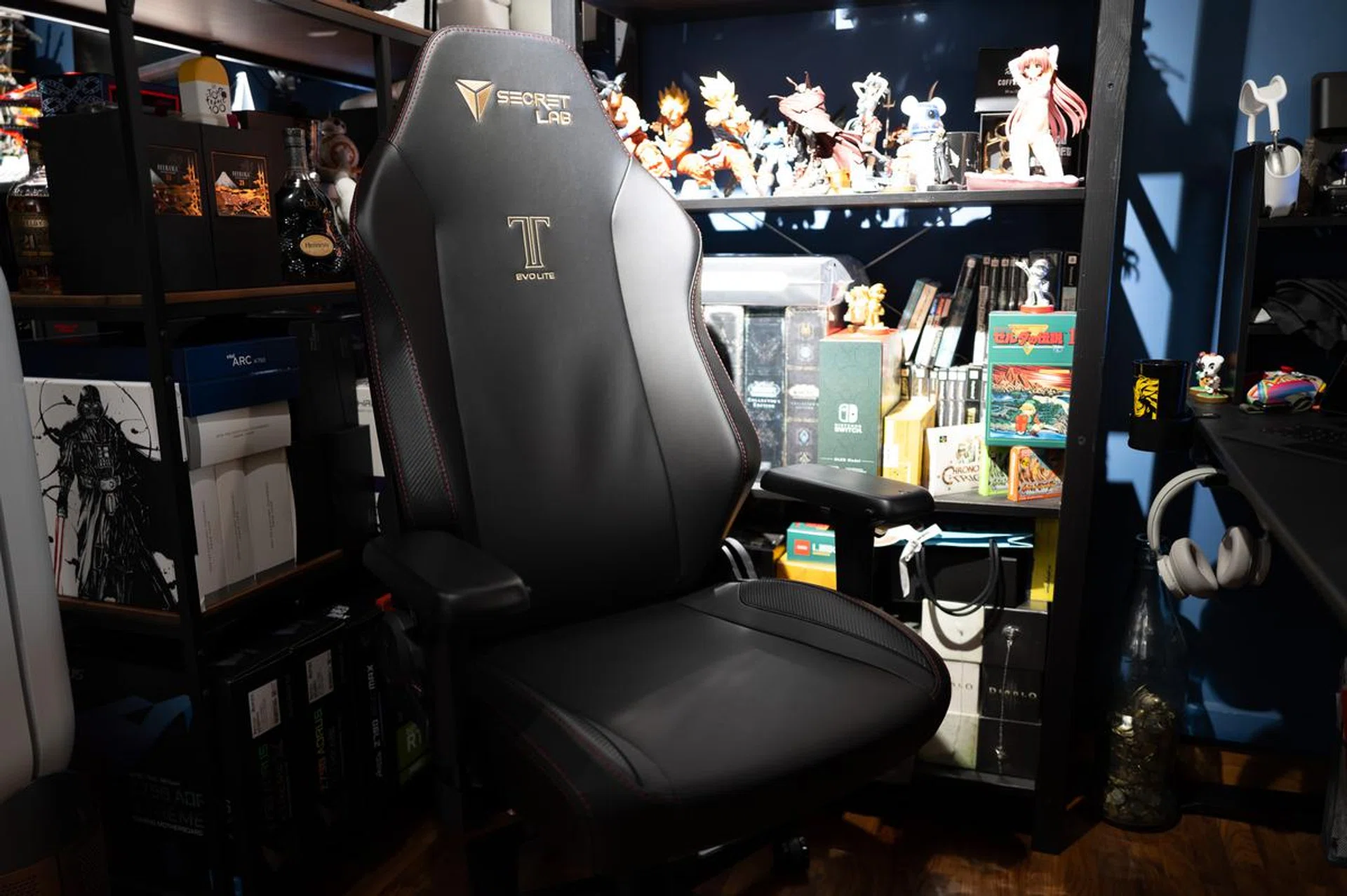 Our review sample is a Stealth with Prime 2.0 Leatherette.