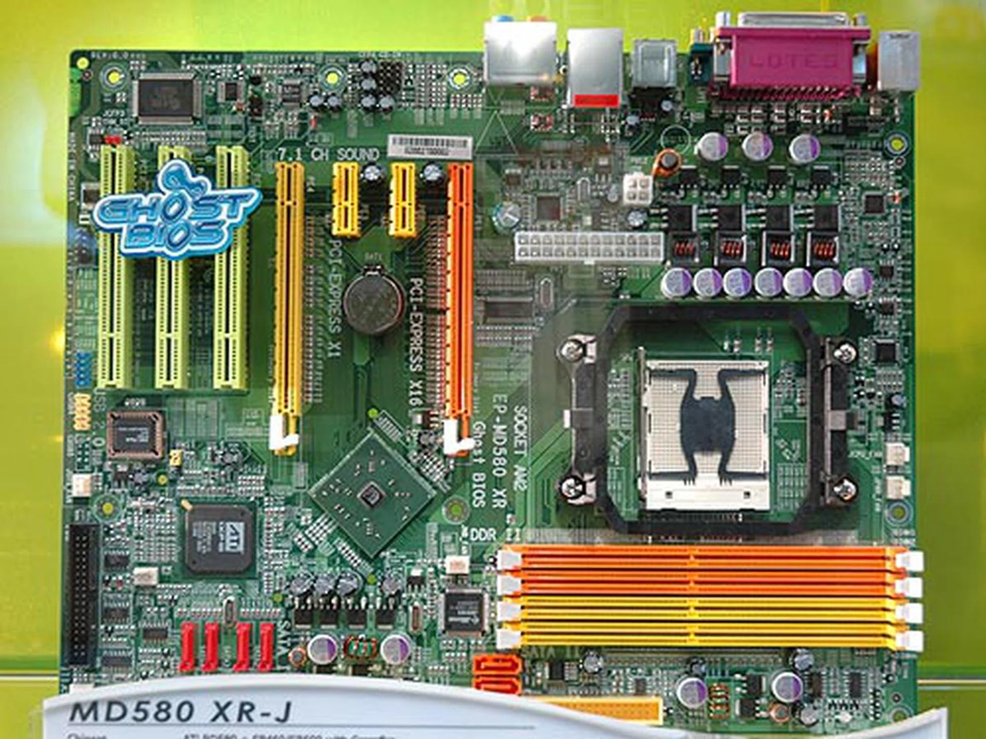 The new MD580 XR-J is based on the ATI RD580 chipset and it supports the new AMD Socket M2 processors. Built for CrossFire, the board comes with two PCIe x16 graphics slots, two PCIe x1 slots, three PCI slots, eight-channel high definition audio using Realtek's ALC833 codec, six SATA RAID ports and one Gigabit Ethernet port. It will come with EPoX's Ghost BIOS feature too.