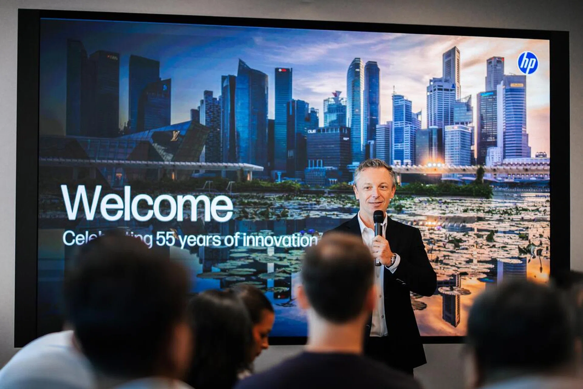 azhp06 - HP chief commercial officer Mr Dave McQuarrie speaking at the tech company's Singapore office during the launch of Garage 2.0, an initiative by HP to support AI start-ups, on Oct 6, 2025. 

Credit: HP Singapore
