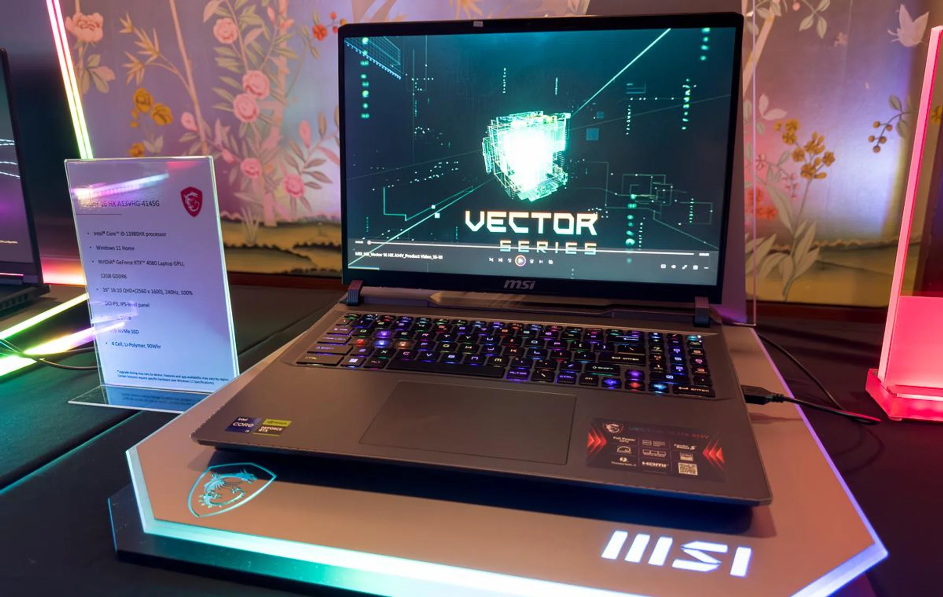 MSI Vector 16 HX.