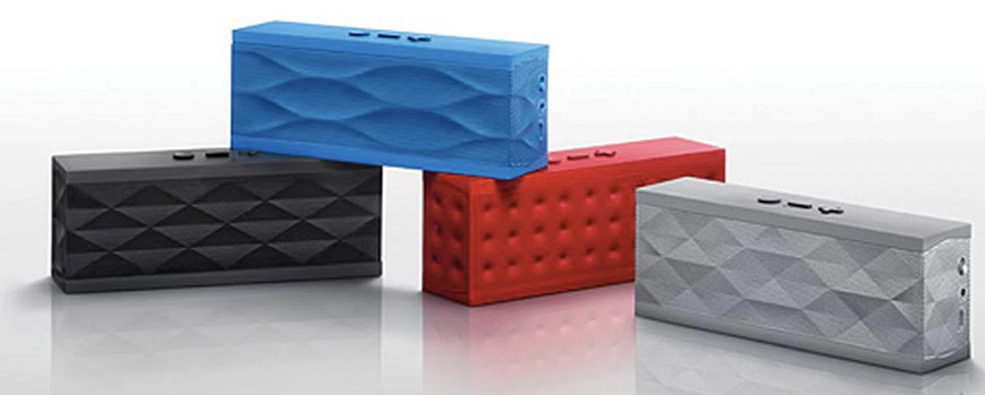 The Jawbone Jambox is a perfect example of how function and form can co-exist in harmony. Don't fancy silver? You've black, blue, or red to choose from. (Image: Jawbone)