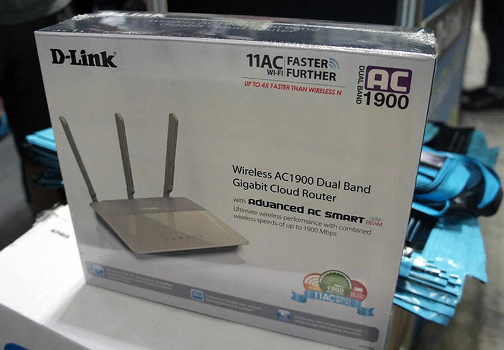 The D-Link DIR880L is the company's latest Wireless-AC router and it supports a combined data link rate of 1,900Mbps. It is available at $299 (U.P.: $369).