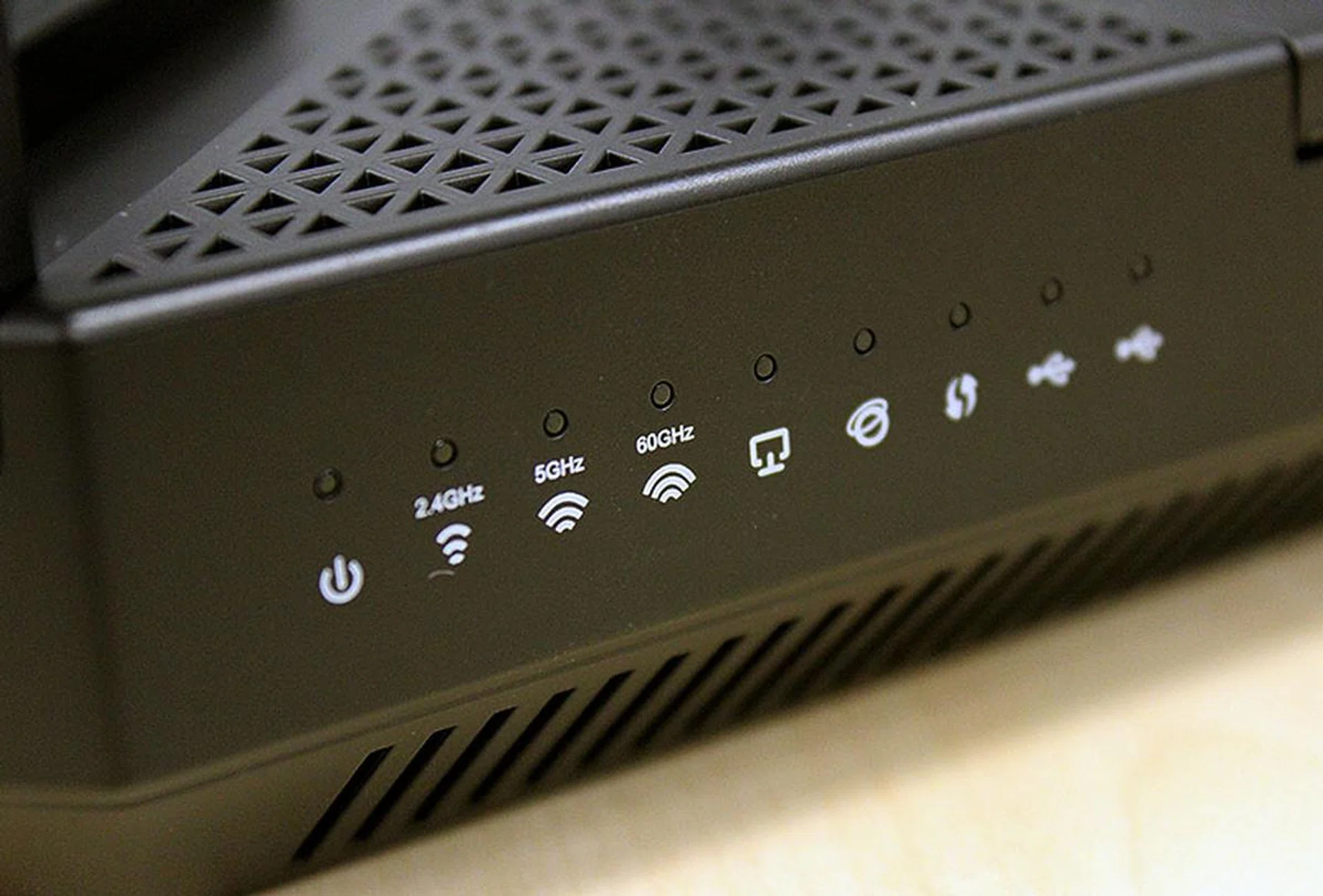 LED status indicators on the front panel let users know if something isn't working properly.