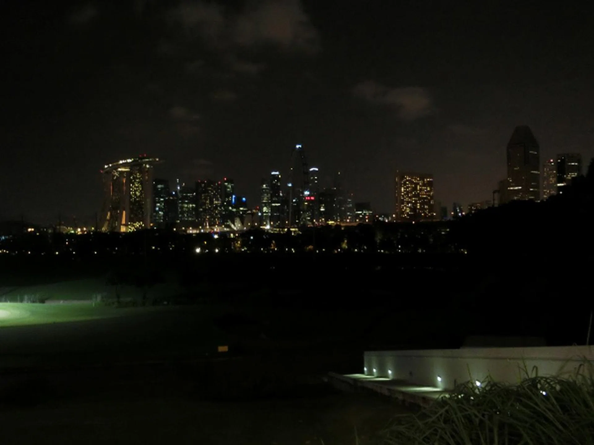 There's not much noise in images even for night shots, but the noise reduction algorithm combined with the camera's innate lack of sharpness in images means that you probably won't want to zoom too much into these night shots and get disappointed. The only consolation is that the EX-ZR700 is a compact camera, a category devices that are well known not to fair well in low-light shooting.