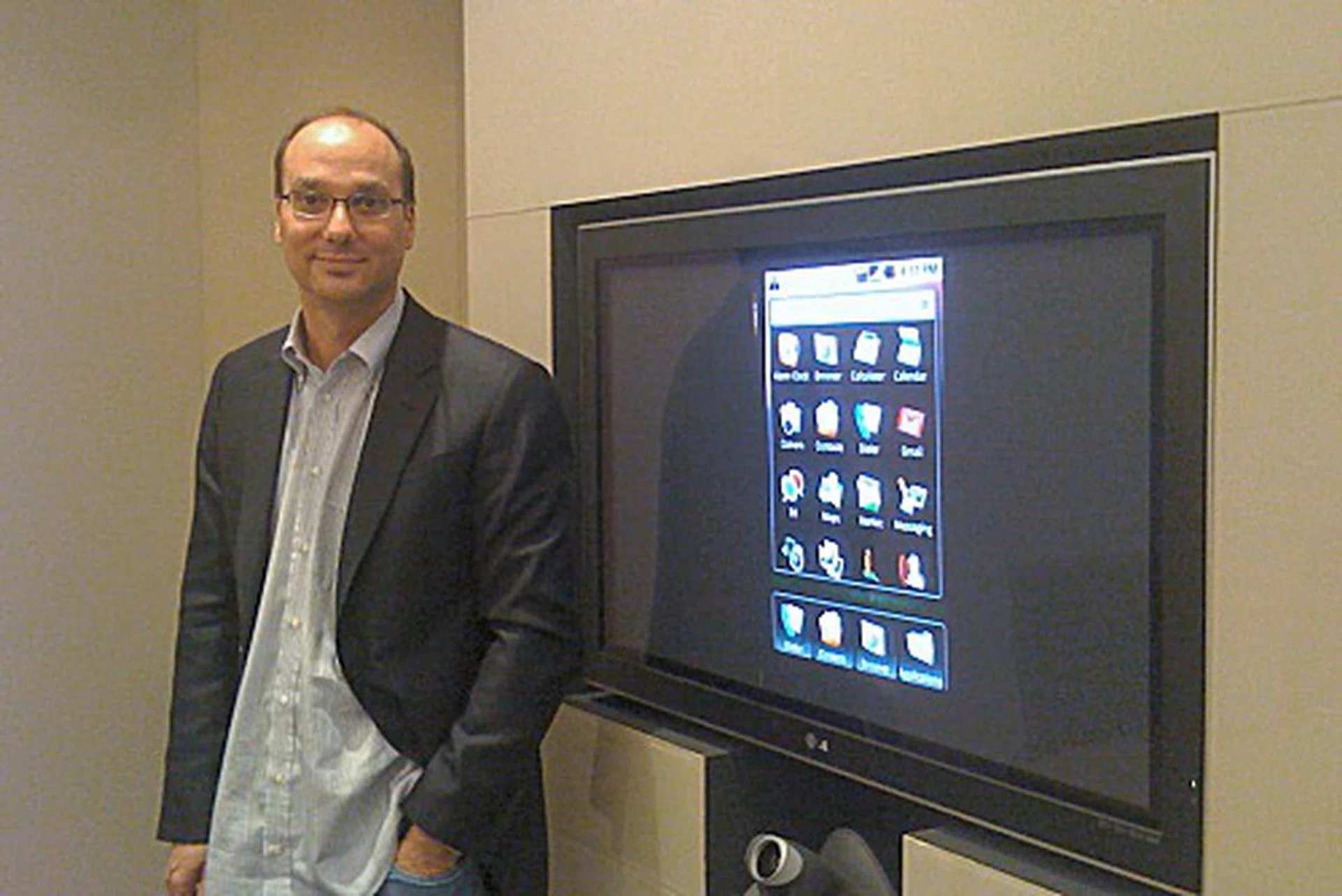 Mr. Andy Rubin, Senior Director for Google's Mobile Platform department demoed the super-secret prototype Android phone that was so secret we couldn't even take pictures of it. Or even touch it. Darn. You can still see the screen though.
