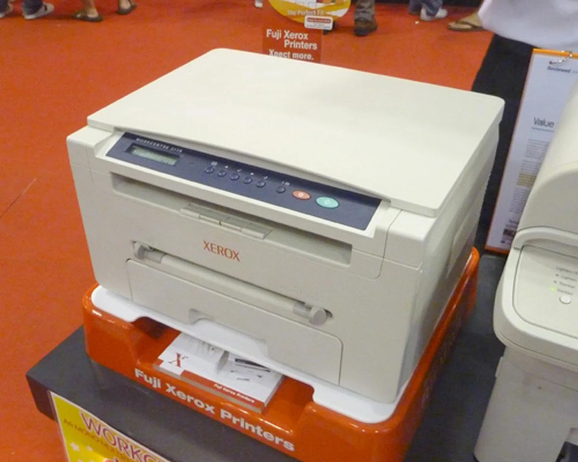 The Mega Comex 2009 Coverage - Part 1 *Video Update* | HardwareZone ...