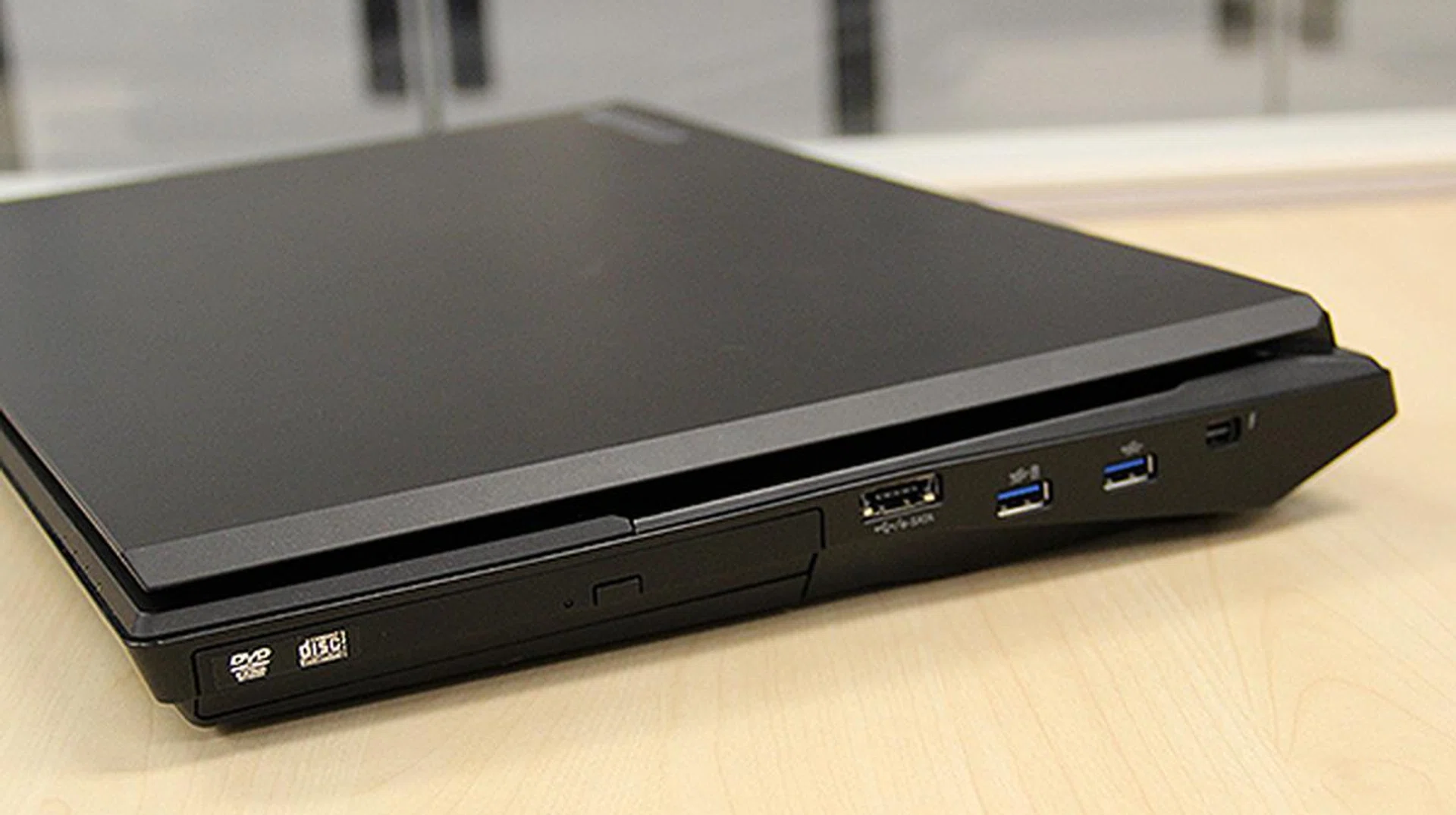On the right, there's a Super Multi DVD drive, eSATA port, two USB 3.0 ports and a Thunderbolt port.