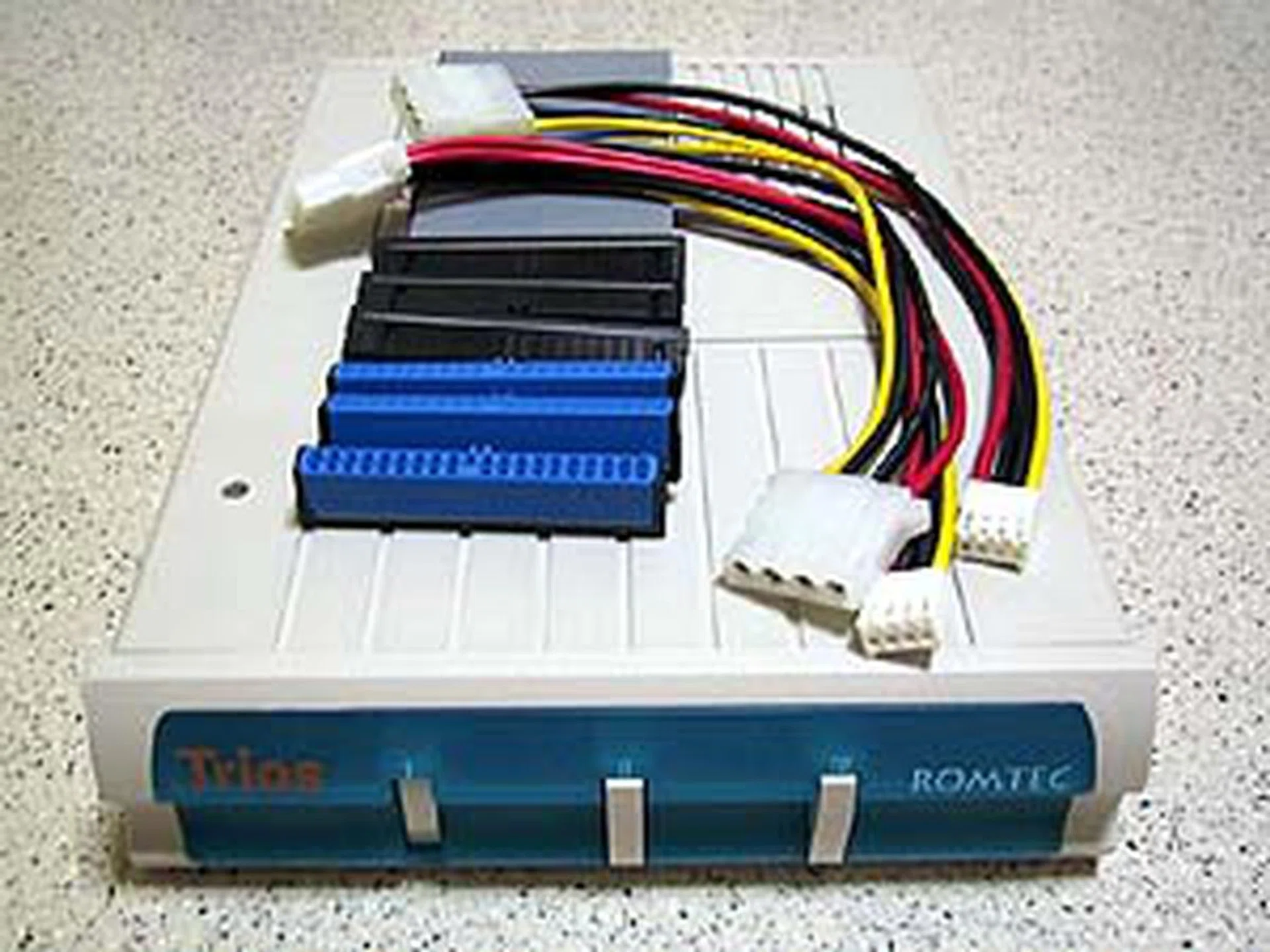  The ROMTEC Multi-IDE selector is a god-send for those whose work requires them to work with multiple operating systems.  