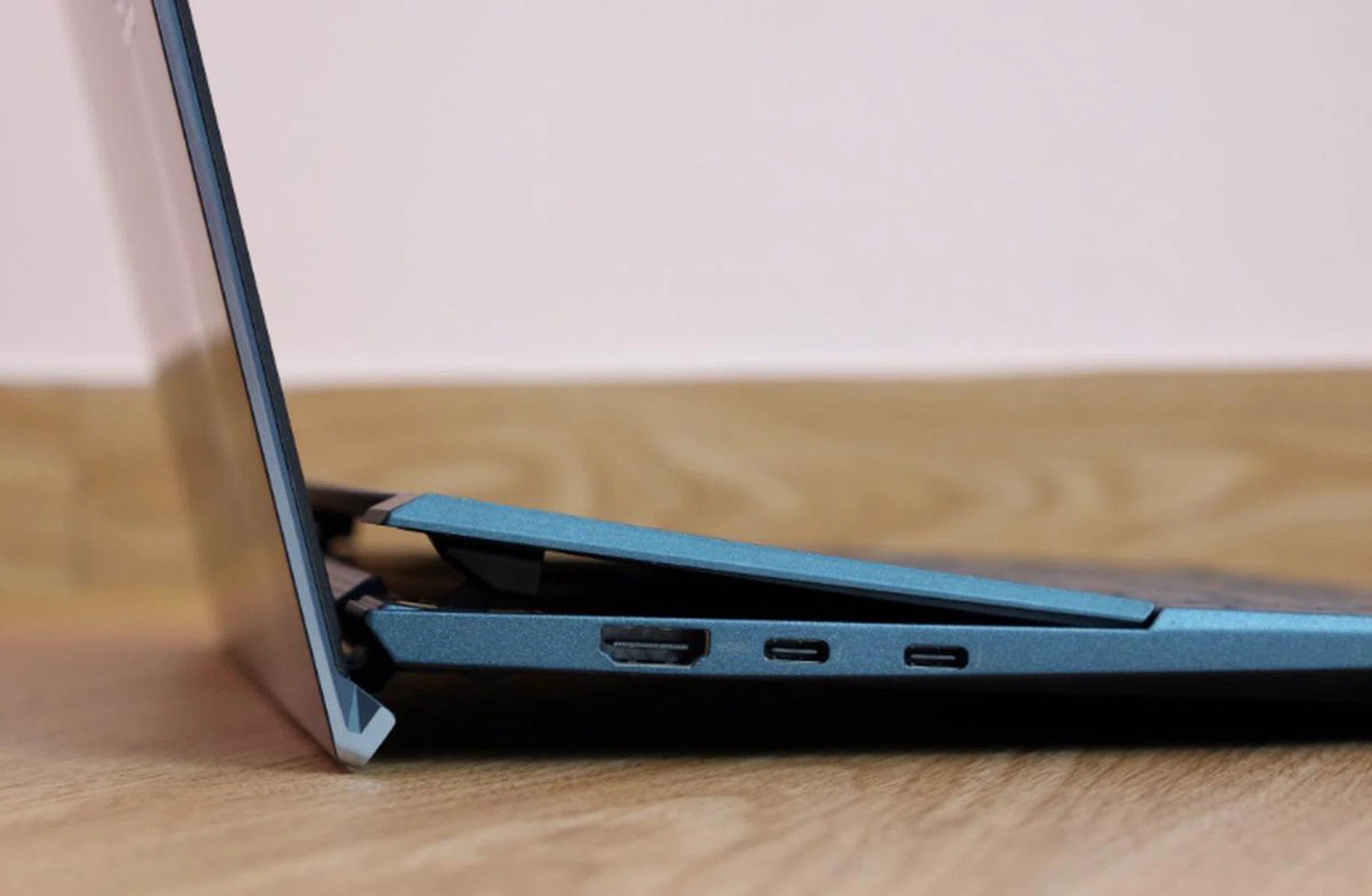 Note the two USB-C Thunderbolt 4 ports and full-size HDMI port.