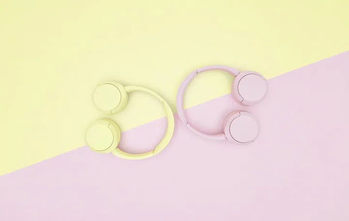 Sony WH-CH520 headphones in yellow and pink. Photo: Sony.