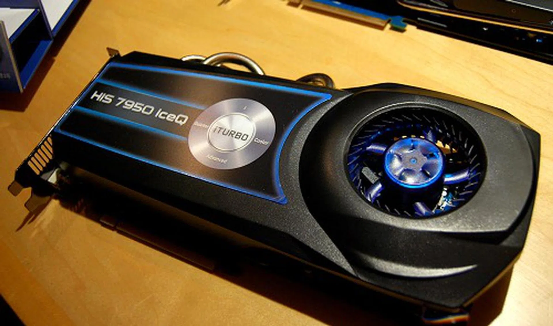 Here’s a racing-inspired IceQ cooler on the HIS 7950 IceQ graphics card.