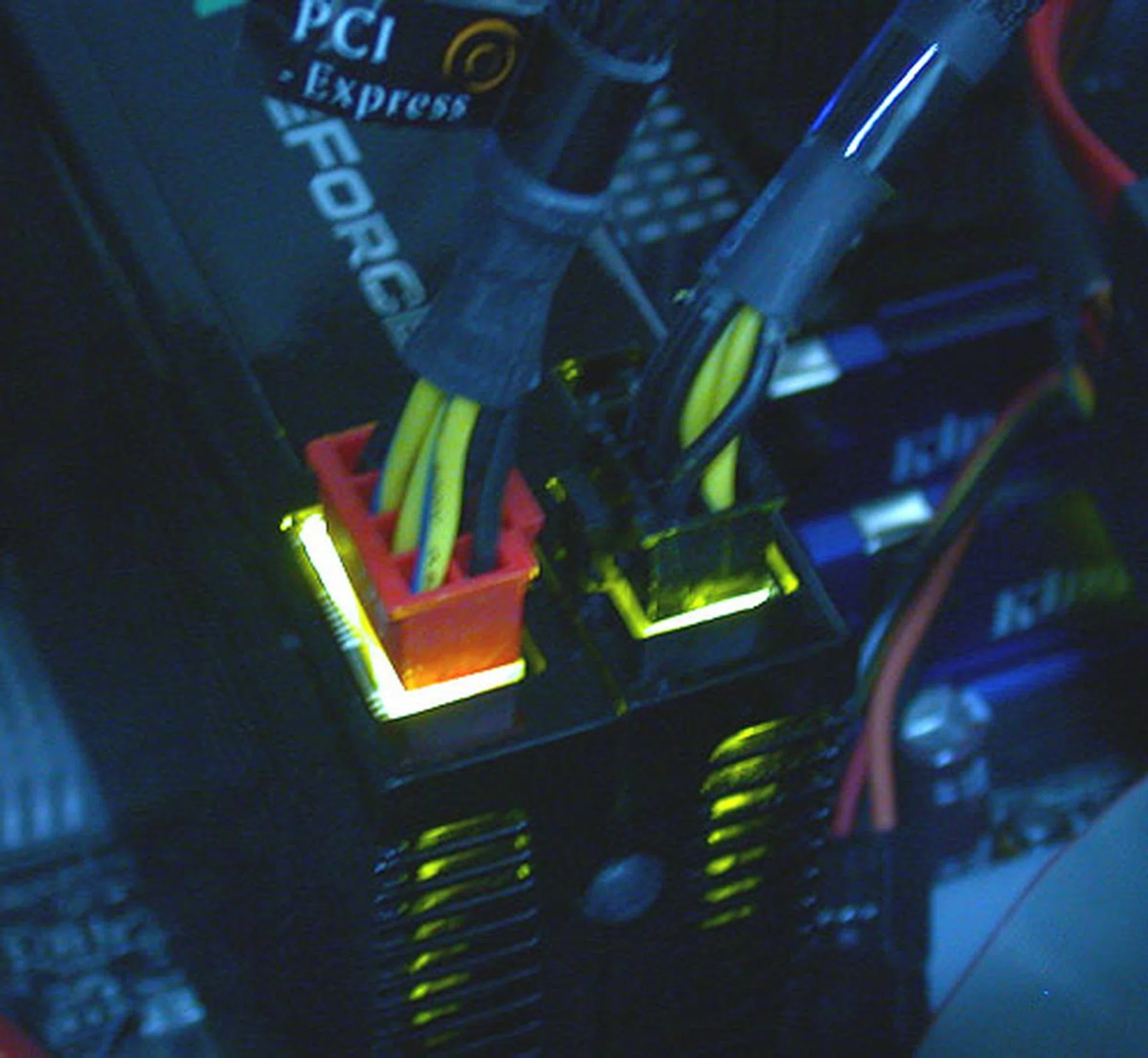NVIDIA GeForce 9800 GX2 1GB - Recouping Pole Position | HardwareZone ...
