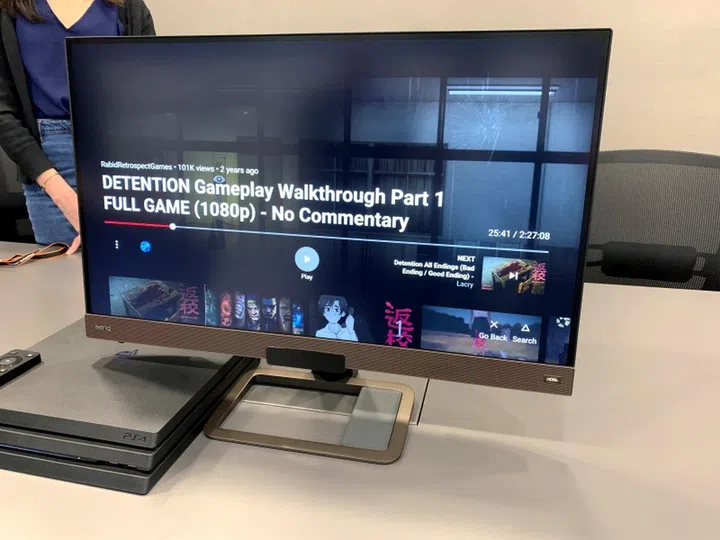 Besides the built-in controls, there is also a handy remote 