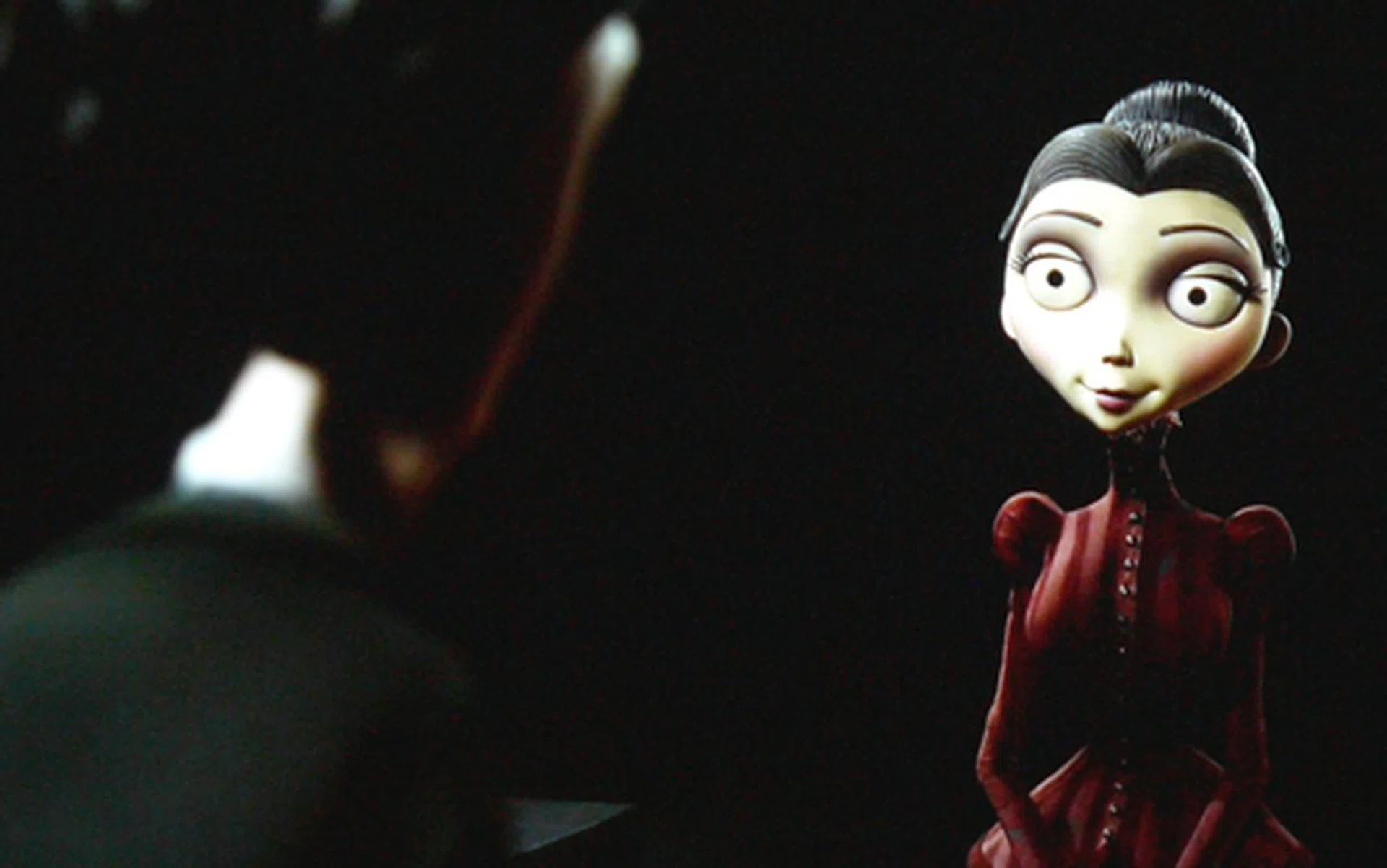 You can expect razor sharp visuals and brilliant clarity from the AQUOS. What's more, the animated "Corpse Bride" looks impeccably 3D-like on the X-Gen panel. You might have to enable the motion interpolation feature to smoothen the judders though.