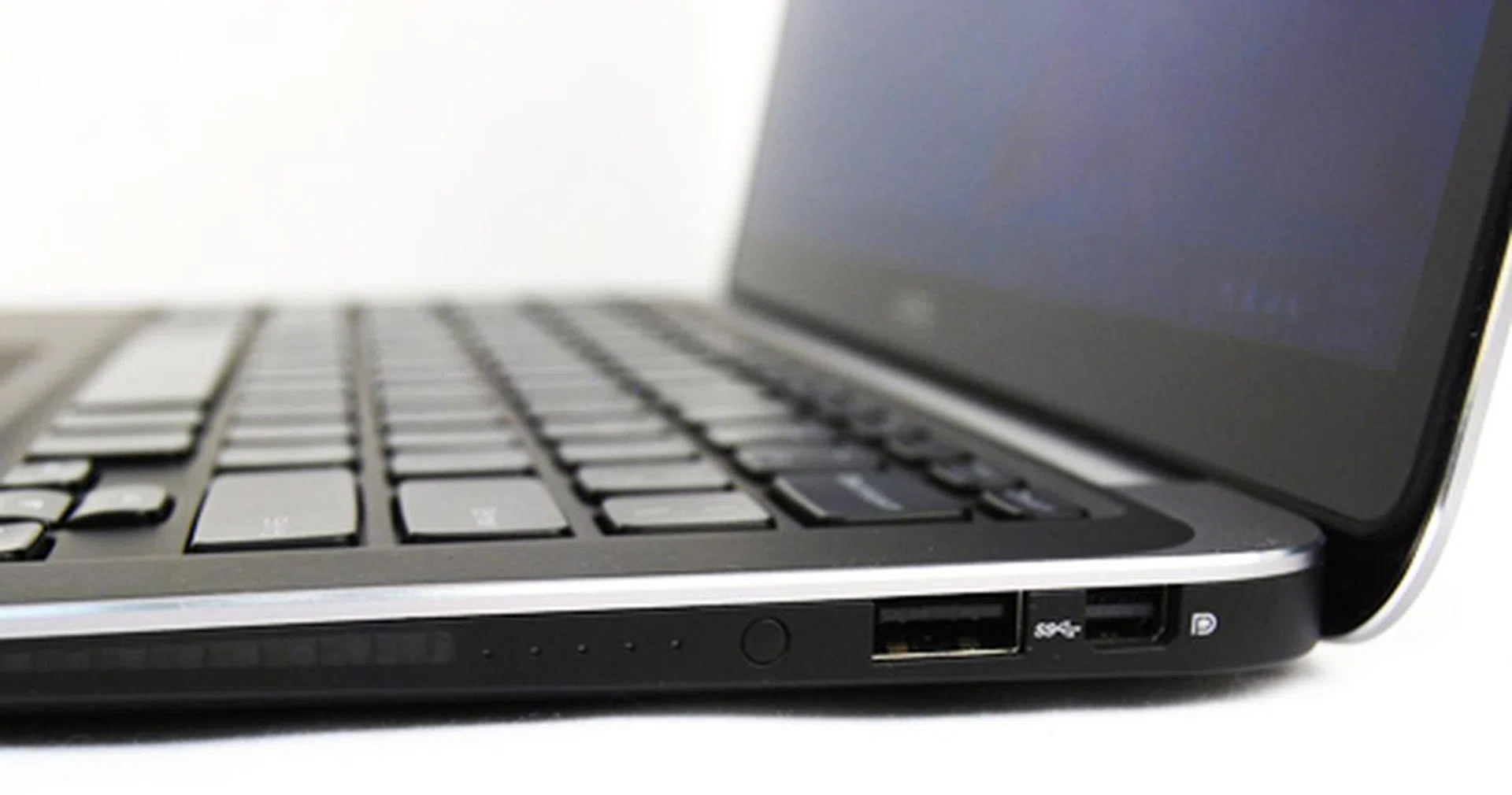 And on the right side, you'll get a USB 3.0 and Mini DisplayPort