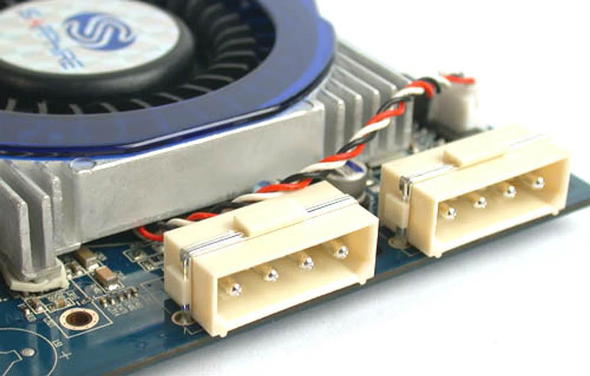 It seems that Sapphire is using the older 4-pin power connectors instead of the 6-pin used on the PCIe version.
