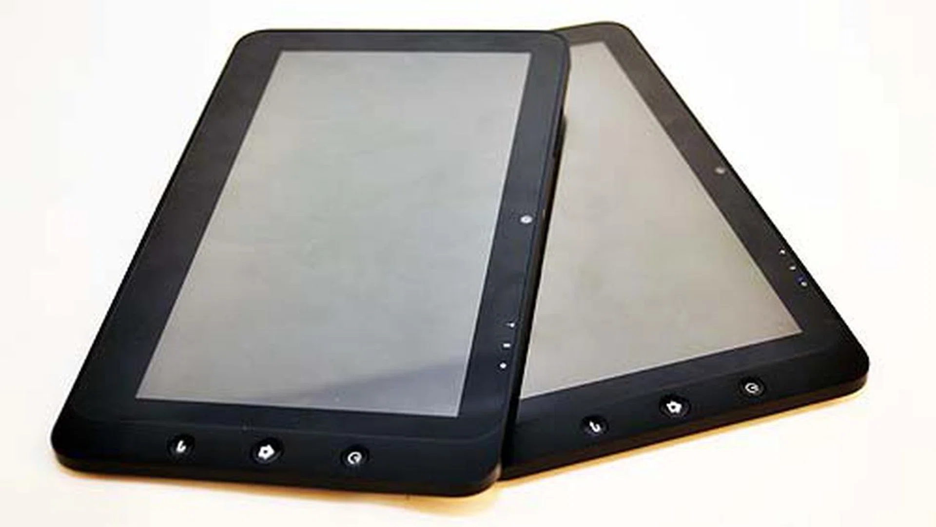 A tale of two tablets, one loaded with Android, and the other Windows 7.