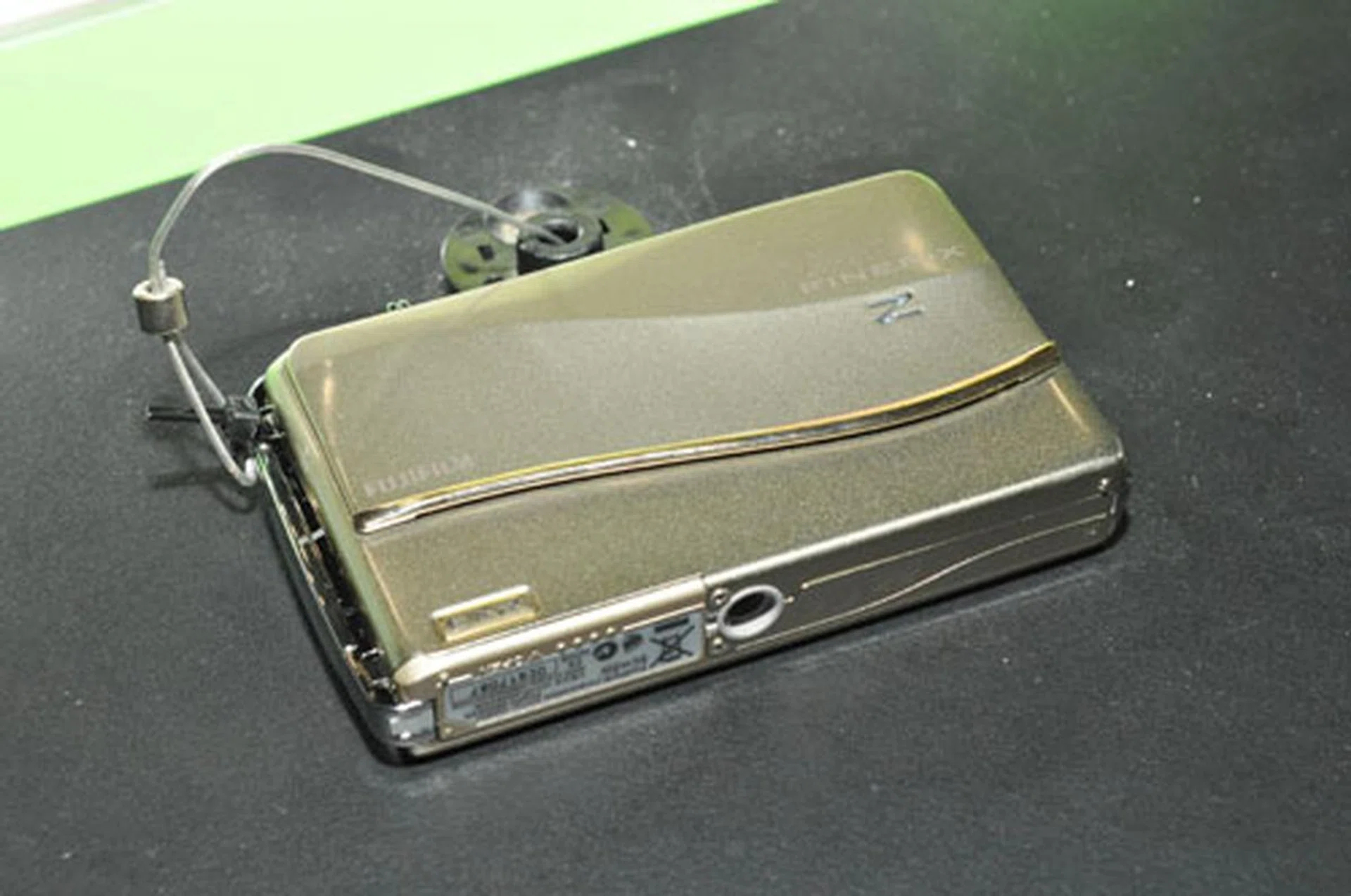 The Fujifilm Finepix Z800 is marked as a star-buy. This 12MP camera features a 5x optical zoom and a 3.5" touch-screen. Going for $339 (U.P. $499).