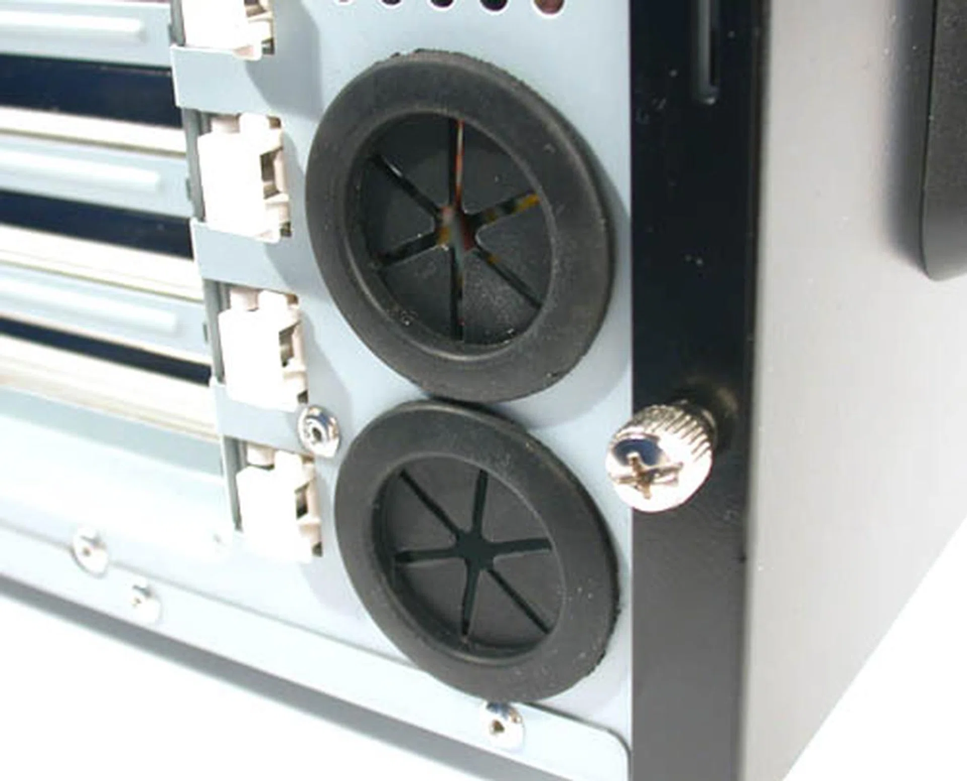 These two drainage outlets are customized for those with liquid cooling units. Of course Gigabyte was unable to resist suggesting its own 3D Galaxy cooling units in the user manual.