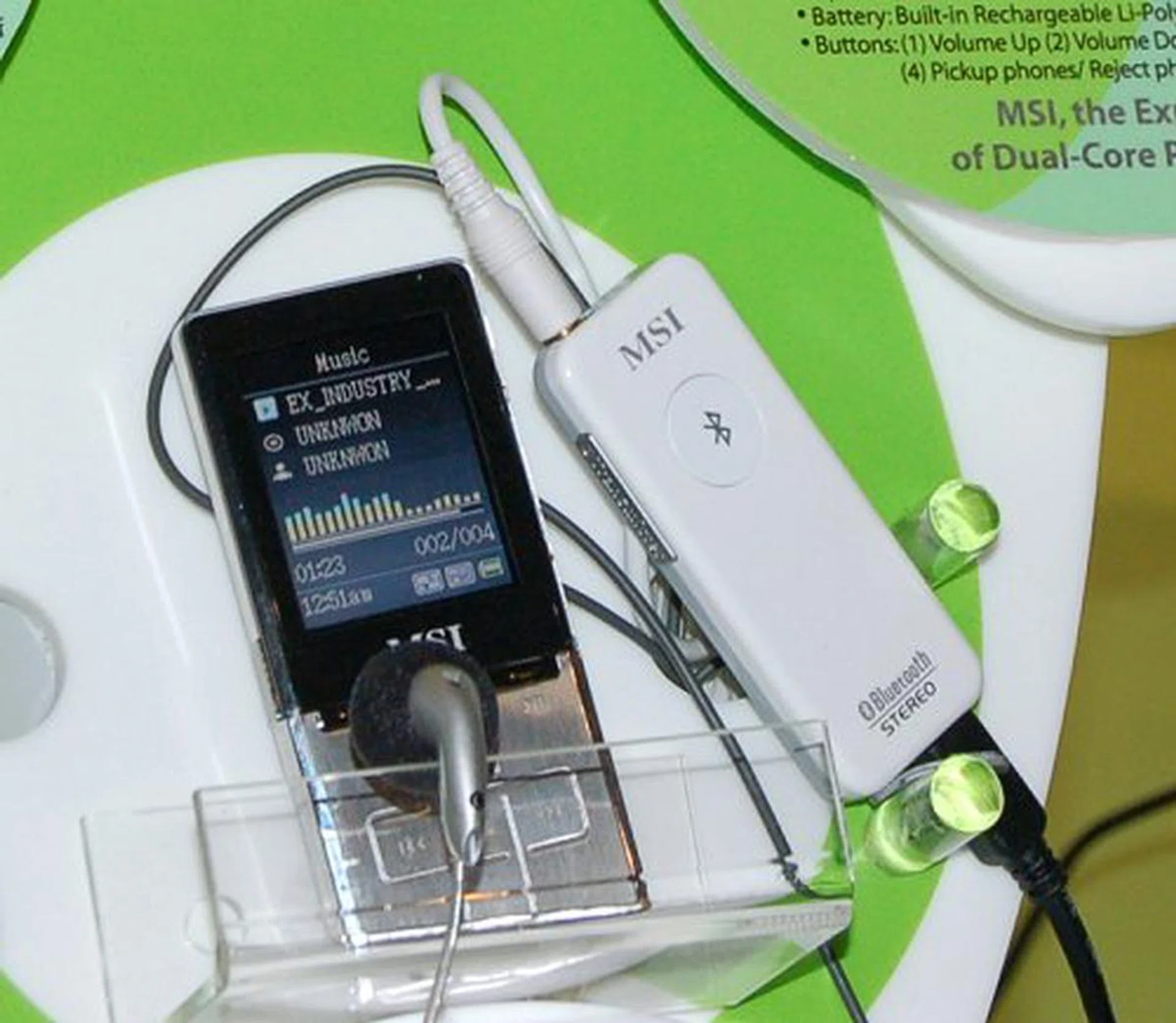 Ergonomically designed for users to enjoy wireless stereo music from any audio source is the FS320 Bluetooth stereo headset/audio transmitter. Built around Bluetooth specification v1.2, the tiny unit supports A2DP and AVRCP profiles.