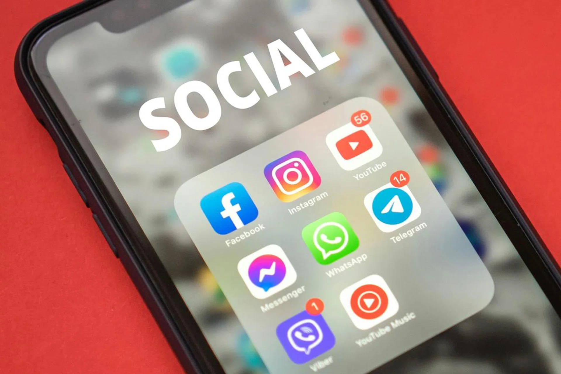 Singapore app user behaviour (Android, iOS) 2025