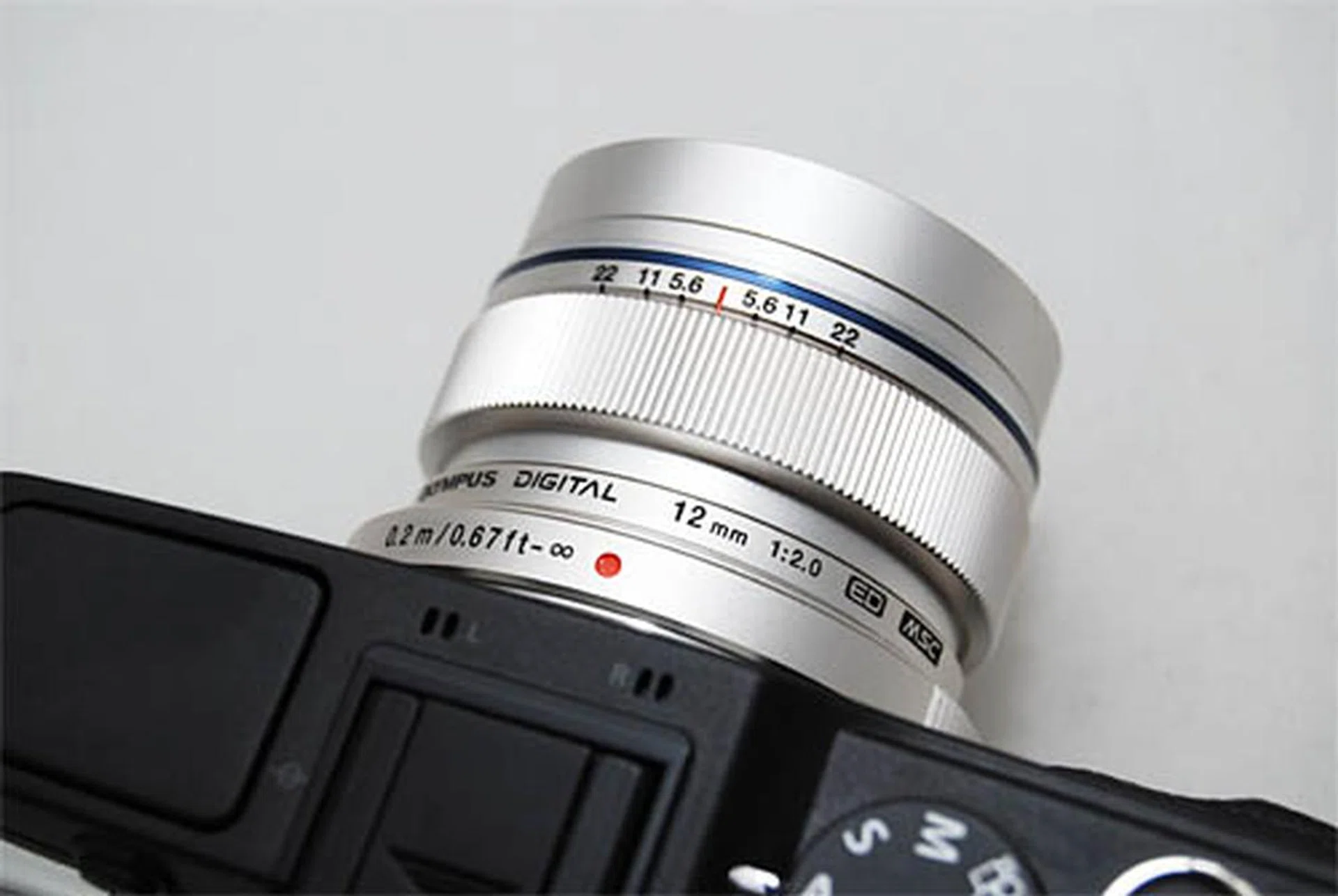 The 12mm comes with a clever and quick way to access manual focus, using the ribbed focus ring. Here it's 'locked' as it usually is.