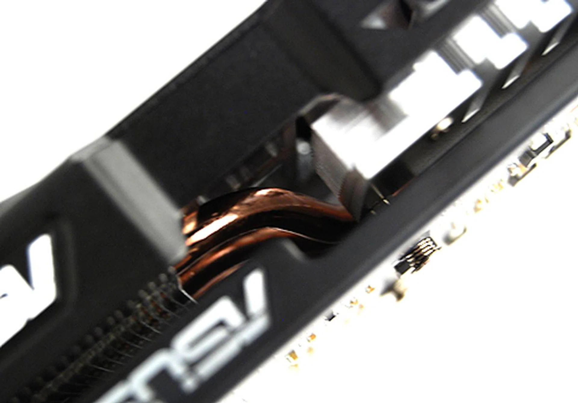 ASUS’ DirectCU coolers have performed well in the past and it'll be interesting to see how this new and improved DirectCU design with dual cooling fans will do in our test.