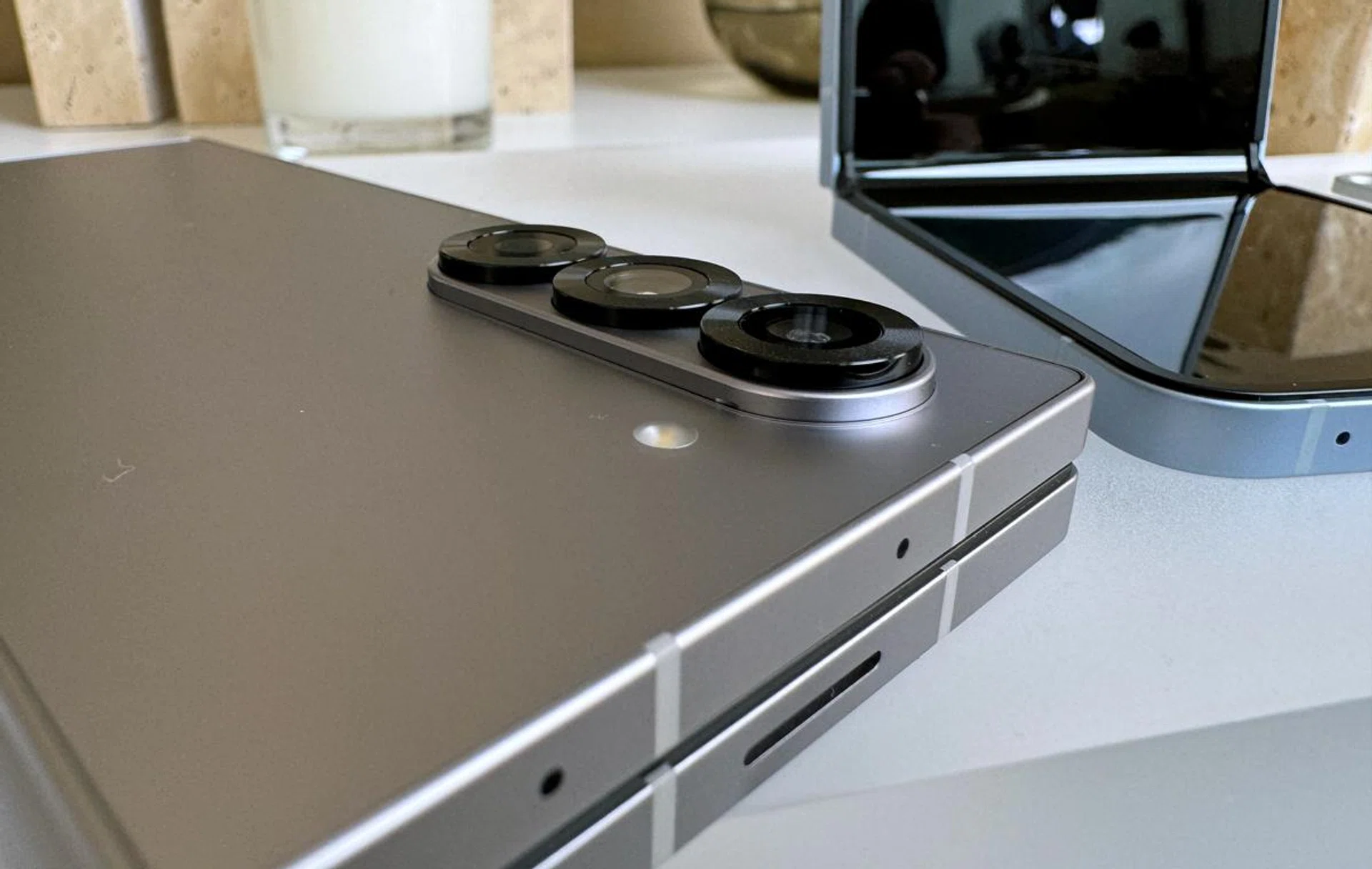 Samsung Galaxy Z Fold6. Photo: HWZ.