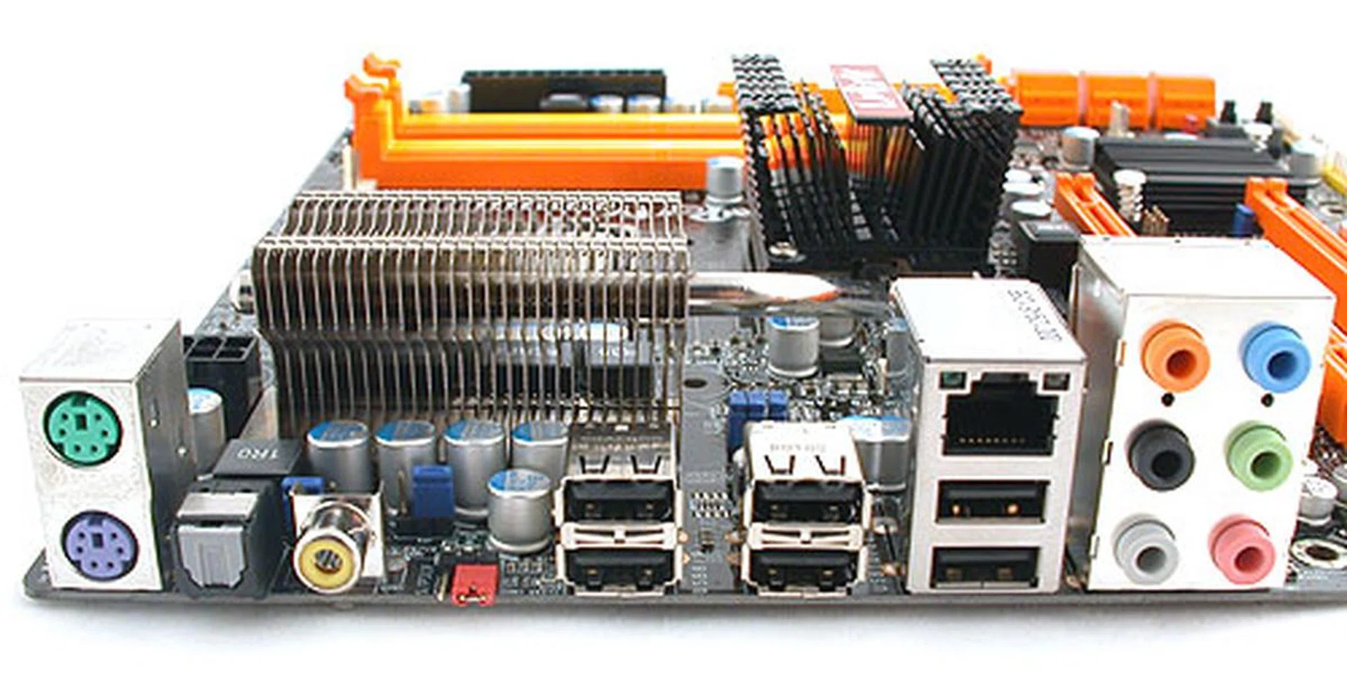 Despite its form factor, DFI has maintained a healthy number of rear outputs, with both coaxial and optical S/PDIF outputs along with six USB 2.0 ports and the usual keyboard/mouse, Gigabit LAN and audio connectors. There's also a Clear CMOS jumper at the back. 