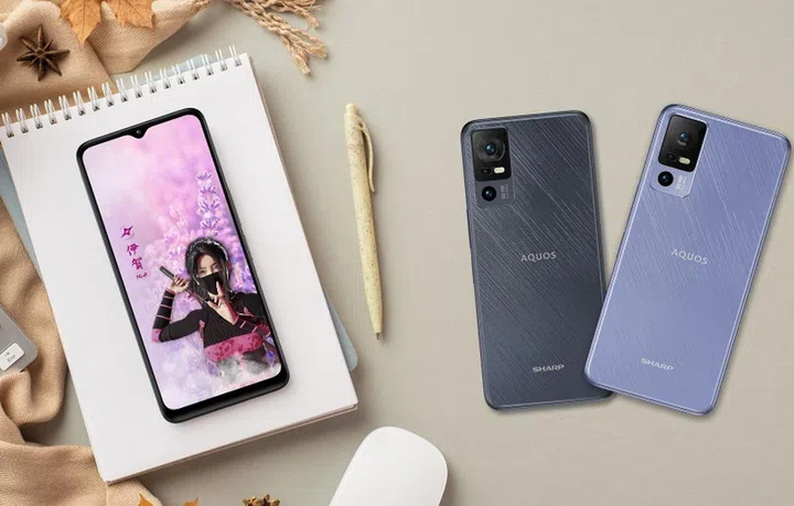 The Sharp Aquos V6 5G and Aquos V6 Plu 4G phones.