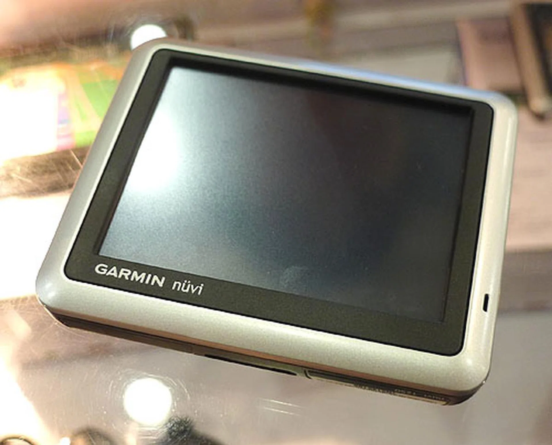 The smallest model, the nuvi 1250 has a 3.5-inch screen and you'll get advanced junction view and proper lane-assist at $179.