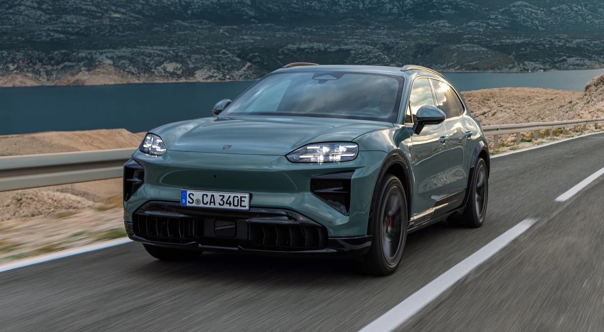 Porsche Cayenne Turbo Electric