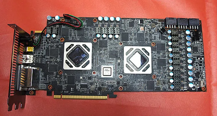 Codenamed "New Zealand", AMD's dual-GPU card will feature two "Tahiti" cores on a single PCB.