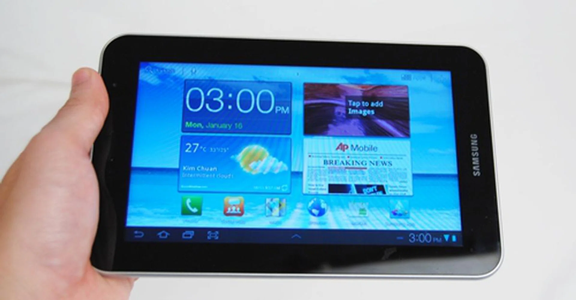 The Samsung Galaxy Tab 7.0 Plus is a worthy upgrade from its predecessor with its 1.2 GHz dual-core processor and tablet-optimized Honeycomb user interface. However, there are areas that could have been done better such as the build quality and fluidity of the user interface.