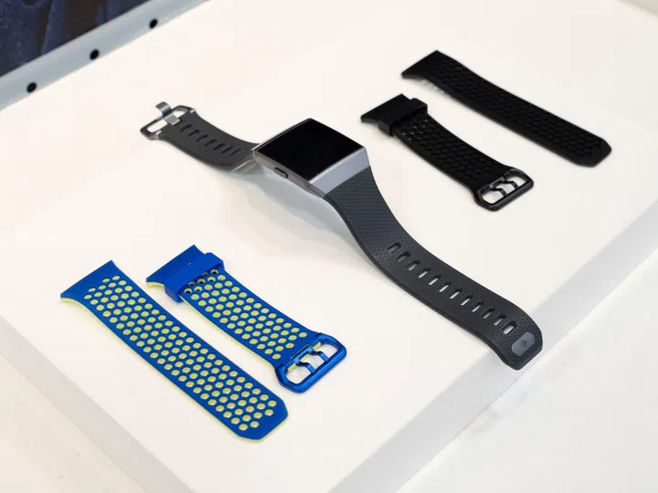 Additional bands are also available for the Ionic.