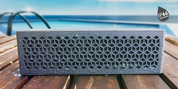 The IP66-rated Creative Muvo Mini. (Image source: Creative.)