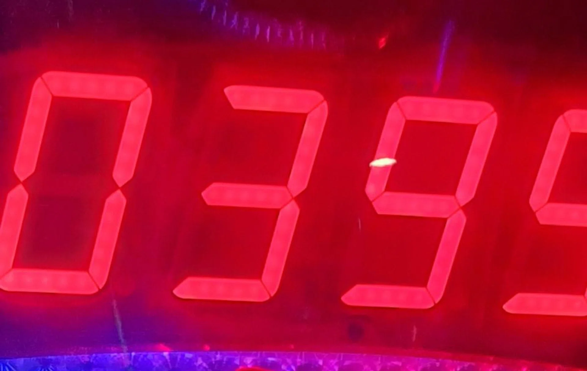 100% crop (Galaxy S10+)