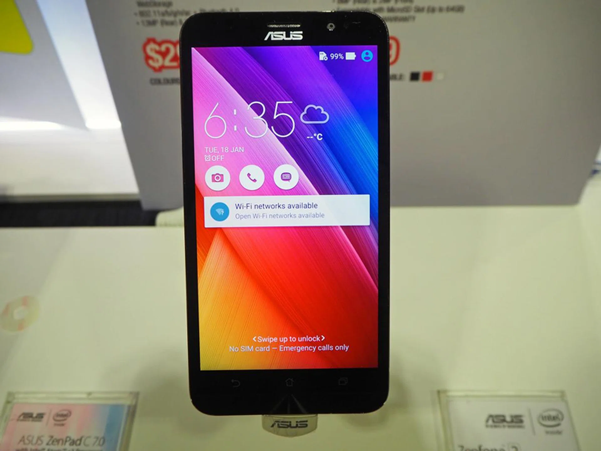 Unlike the other Zenfone 2 (4GB RAM) models, this specific one has a quad-core Intel Atom Z3580 clocked at 2.3GHz. It also has dual-SIM support and a 5.5-inch Full HD (1,920 x 1,080 pixels) screen. Buying the Zenfone 2 (worth S$429) from the Best Denki booth at COMEX 2015 will net you a free 32GB MicroSD card with OTG support.