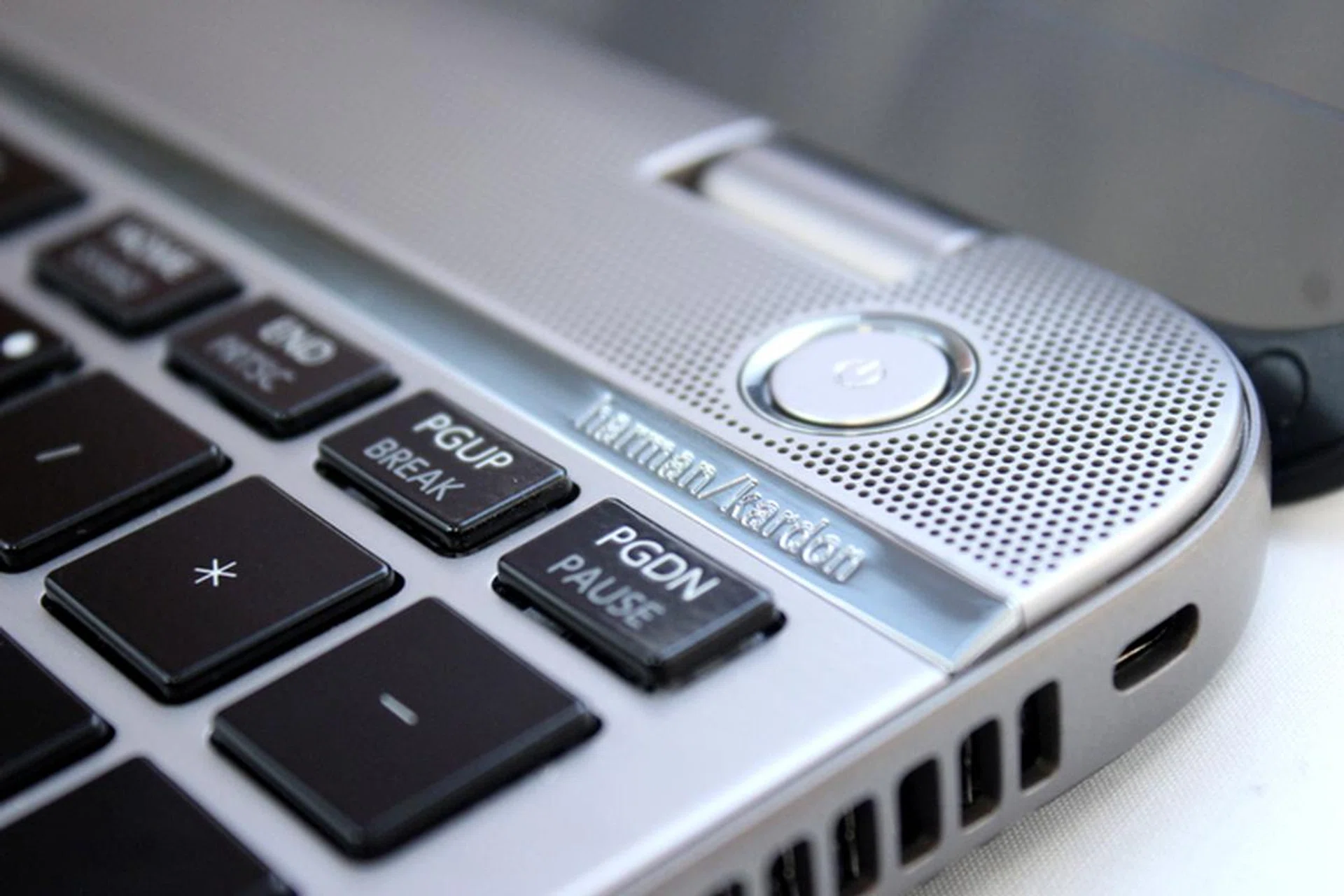The Harman Kardon speakers on the P50 are loud and clear, great for personal consumption of multimedia. 