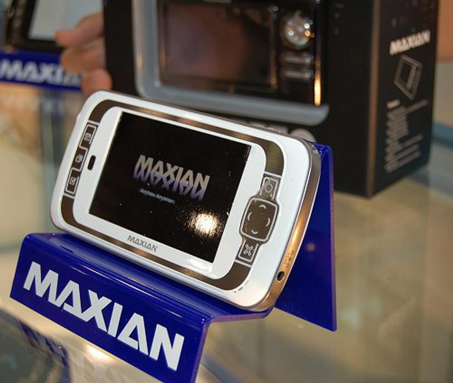 A PSP it is not. At just 17mm thick, the M800 with 30GB capacity is Maxian's flagship portable media player fitted with a brilliant 4.3-inch screen (480 by 272 pixels) from Sharp that's designed to storm through all popular digital multimedia formats. Yours for S$799.