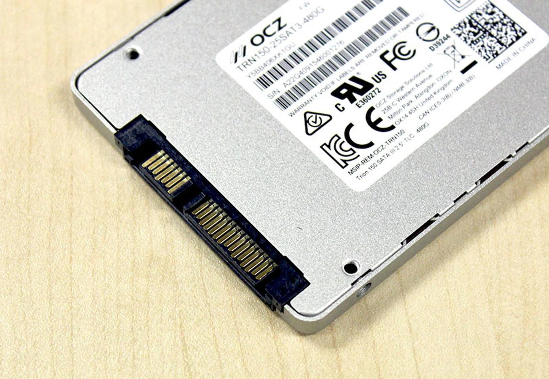 The OCZ Trion 150 supports SATA 6Gbps.