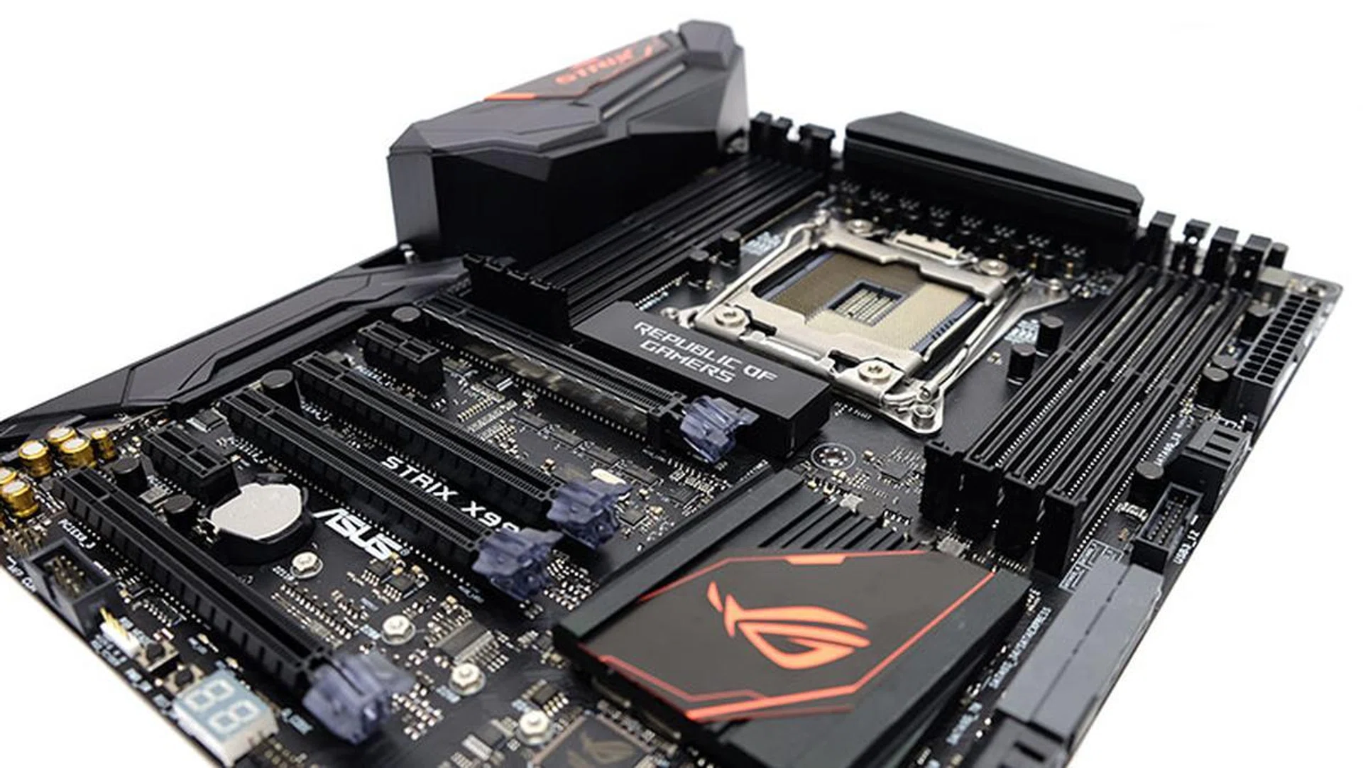 ASUS ROG Strix X99 mobo review: Built for gamers