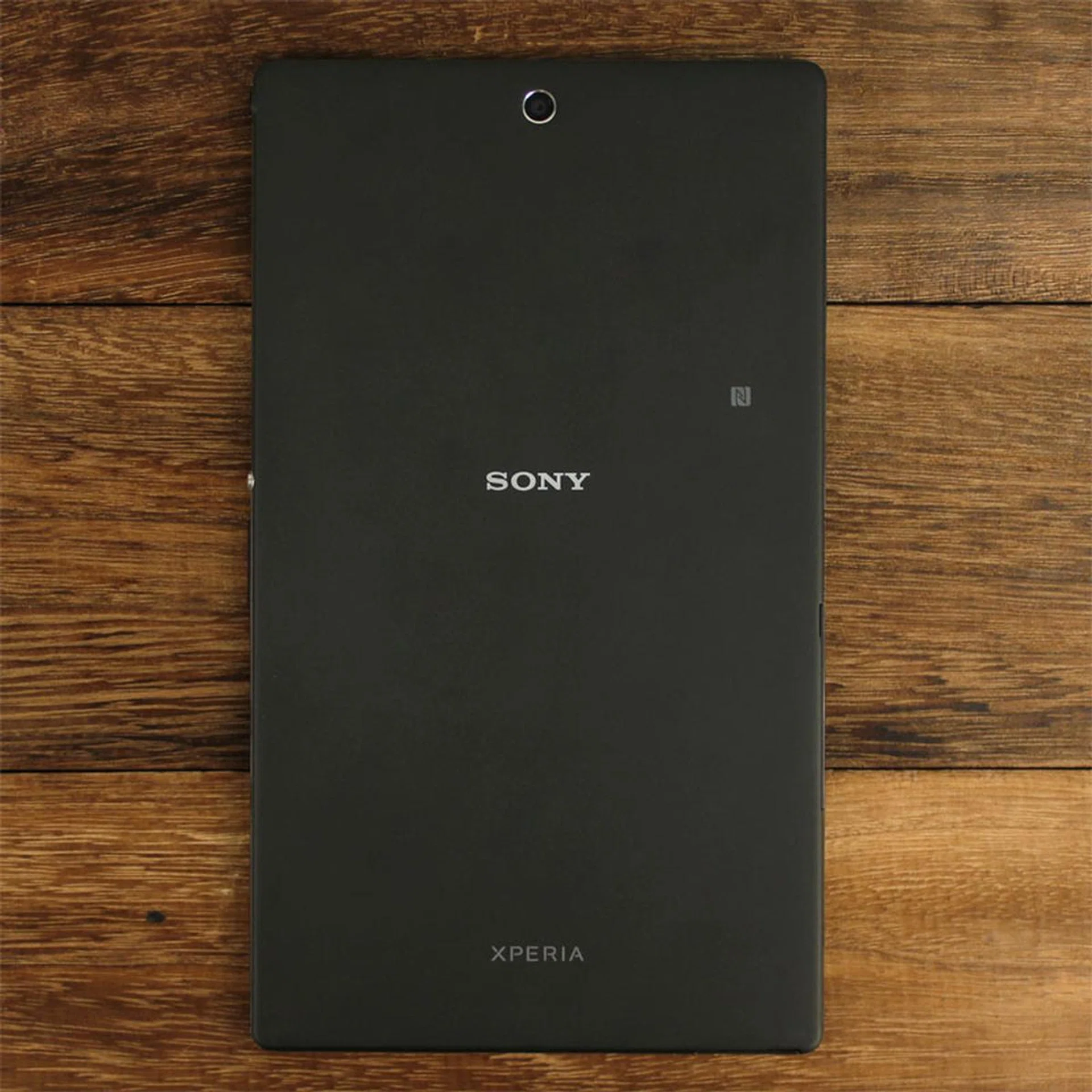 The matte back doesn't look as premium as the glass rear found on the Z3 smartphones, but it does make it easier to grip.