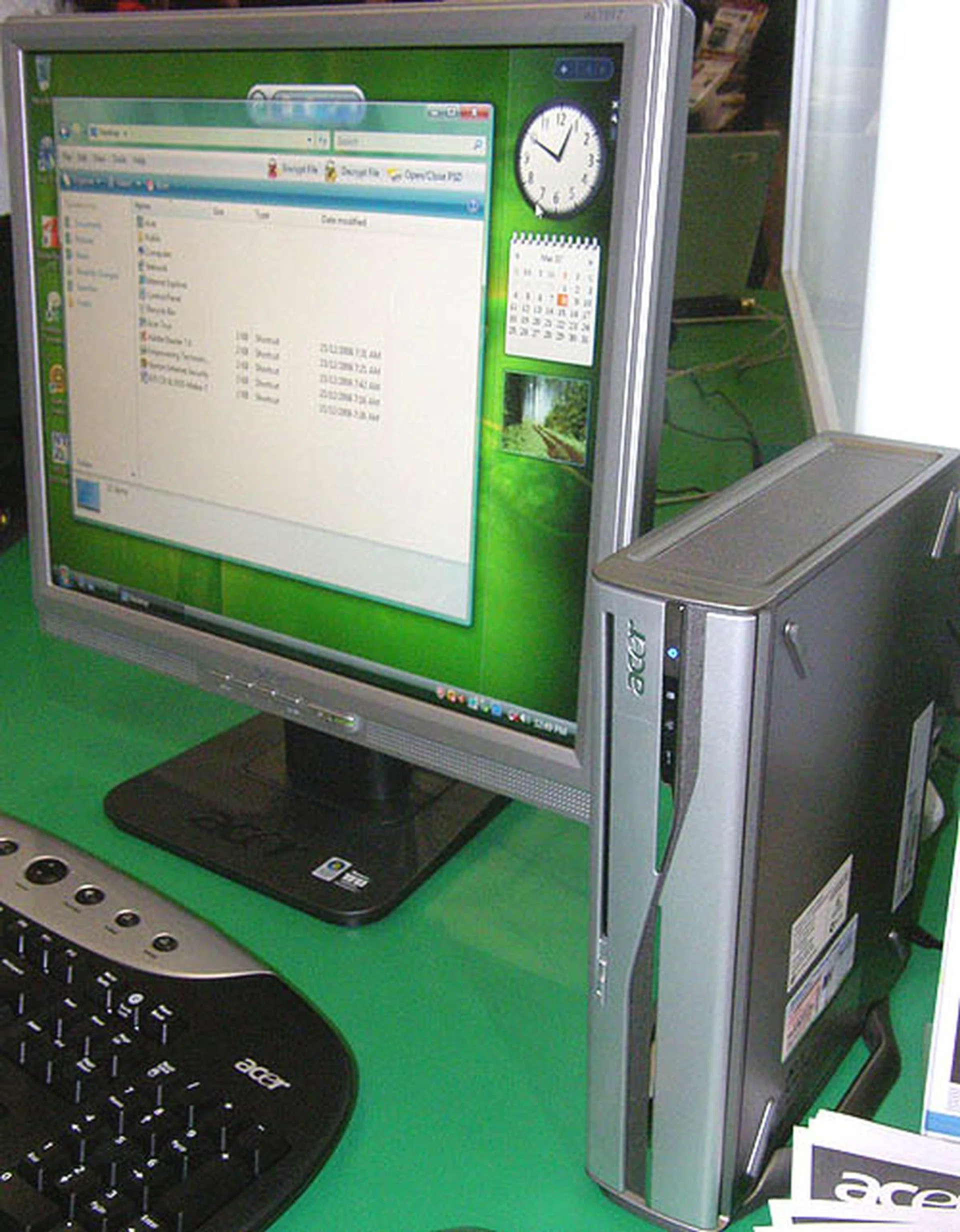  Despite its slim form factor, the Aspire Mini PC can be configured with an Intel Core 2 Duo E6300 processor, 1GB of DDR2 RAM and a 320GB SATA hard drive. The only downside is that it comes with onboard graphics. You do get a 19-inch LCD monitor and free gifts like a 2GB SD card and speakers. The price - $1999.  