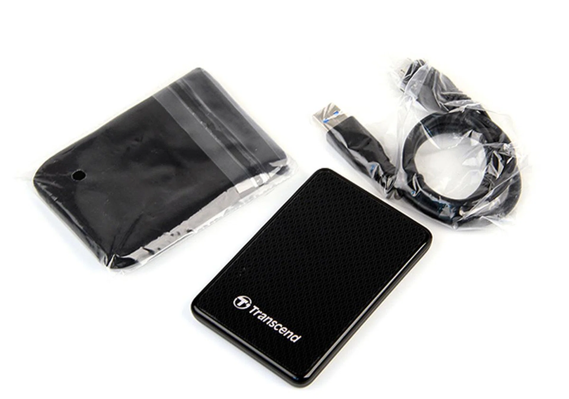 The drive comes with a handy carrying pouch and a USB 3.0 cable.