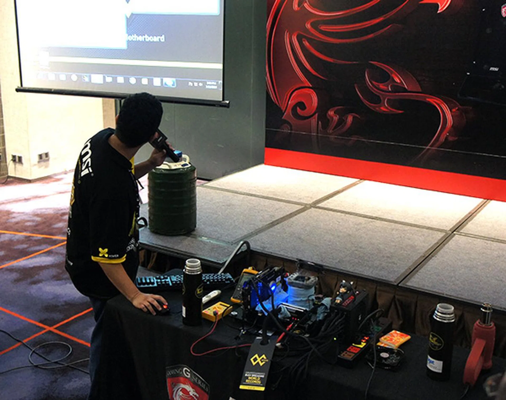 How better to prove your product credentials than a demo? Using the Z97 MPower Max and an Intel Core i7-4770K processor, MSI was able to achieve an impressive 6.3GHz maximum clock speed using liquid nitrogen cooling.