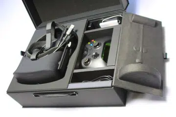 Oculus Rift. Image credit: Kyle Orland, Ars Technica.