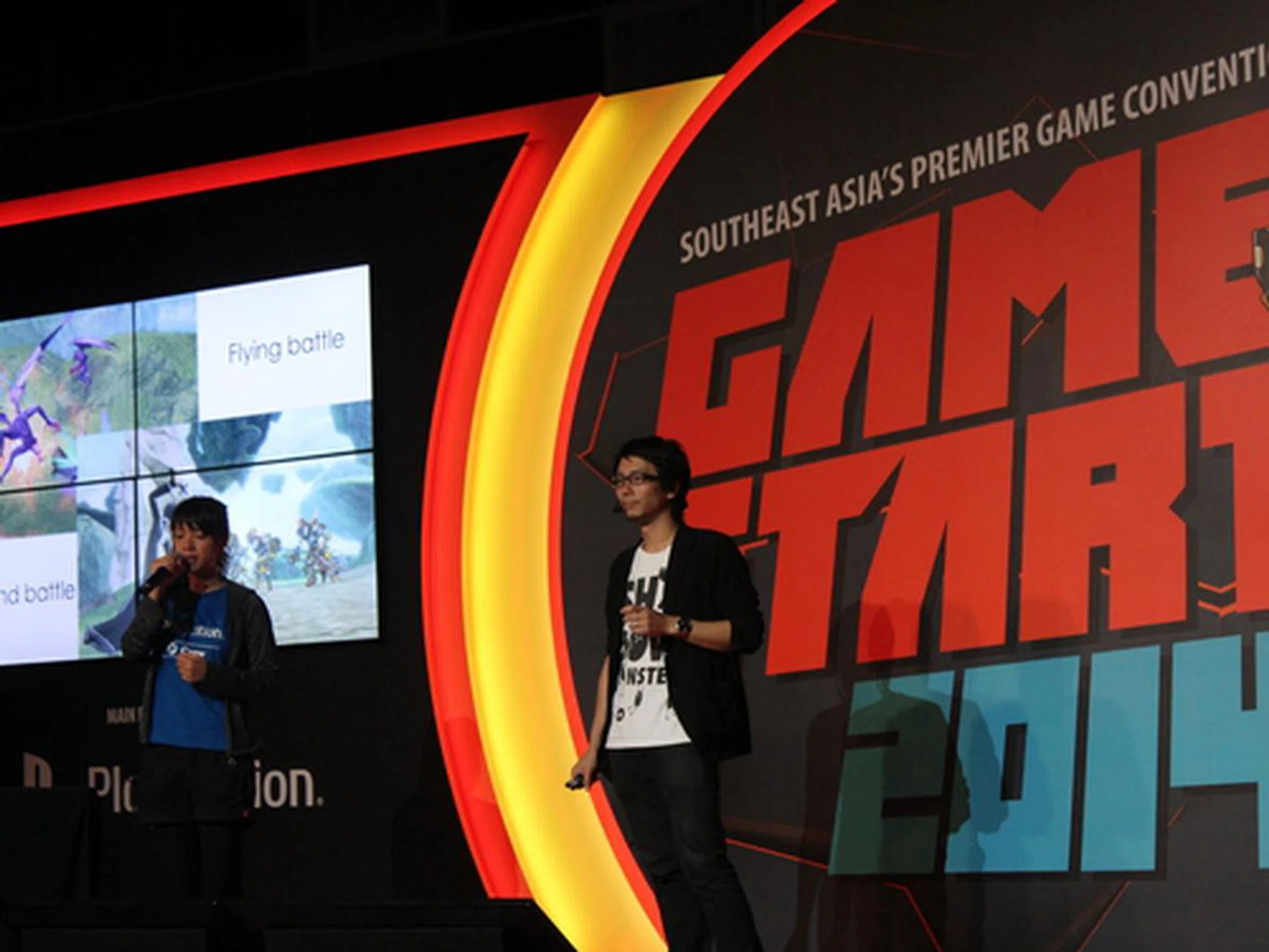 Tentatively slated for 2015, Sword Art Online: Lost Song will feature different types of battles. The producer described a hypothetical scenario that had players switch from one style to the next.